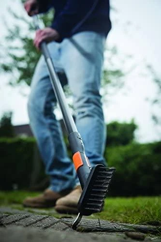 Fiskars QuikFit Grindinio šepetys 1000657