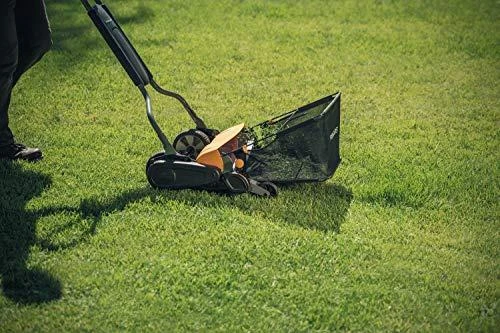 Fiskars Žolės rinktuvas "Momentum" (1000592)