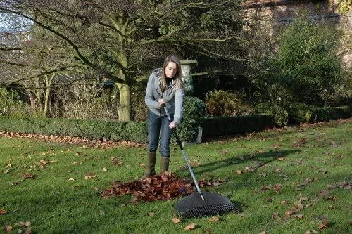 Fiskars Fiskars lengvas platus lapų grėblys 1000660