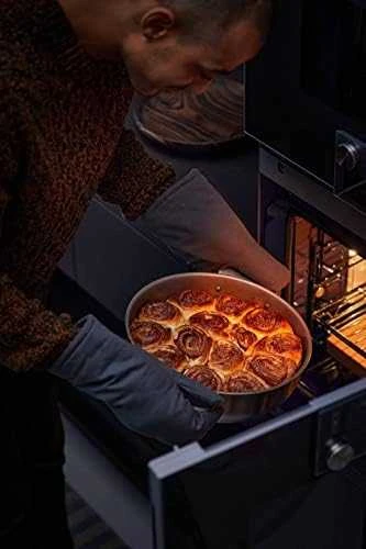 Fiskars All Steel troškinimo indas su dangčiu 28 cm