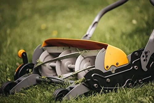 Fiskars Mechaninė vejapjovė be žolės rinktuvo StaySharp Max (1000591) 46cm