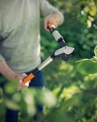 Fiskars PowerGear X sodo žirklės prasilenkiančiais ašmenimis LX94, M (1020187)