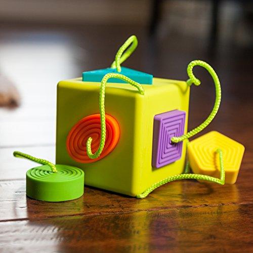 Fat Brain Toys FAT BRAINS atradimų kubas Oombee, FA120-1