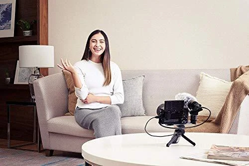 Sony α 6400 + SEL18135 MILC 24,2 MP CMOS 6000 x 4000 pikseliai Juoda
