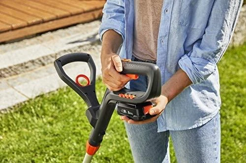 Gardena akumuliatorinė žoliapjovė EasyCut 23/18V P4A 18V pilnas komplektas