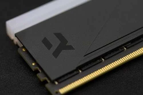 Goodram IRDM RGB DDR5 IRG-60D5L30S/32GDC atminties modulis 32 GB 2 x 16 GB 6000 MHz