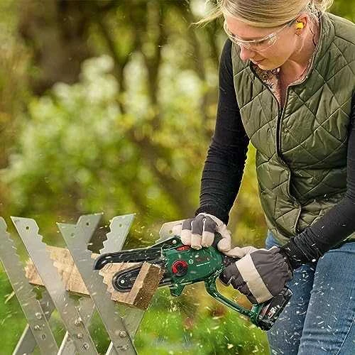 Bosch Akumuliatorinis grandininis pjūklas EasyChain 18V-15-7 pilnas komplektas (06008B8900)