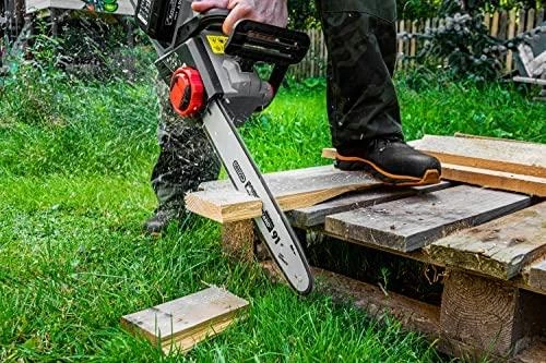 Benzininis Graphite Grafitinis 58G943 Grandininis pjūklas 2,4 KM 45cc 45,5cm