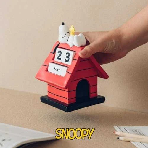 ERIK Snoopy Doghouse 3D perpetual calendar