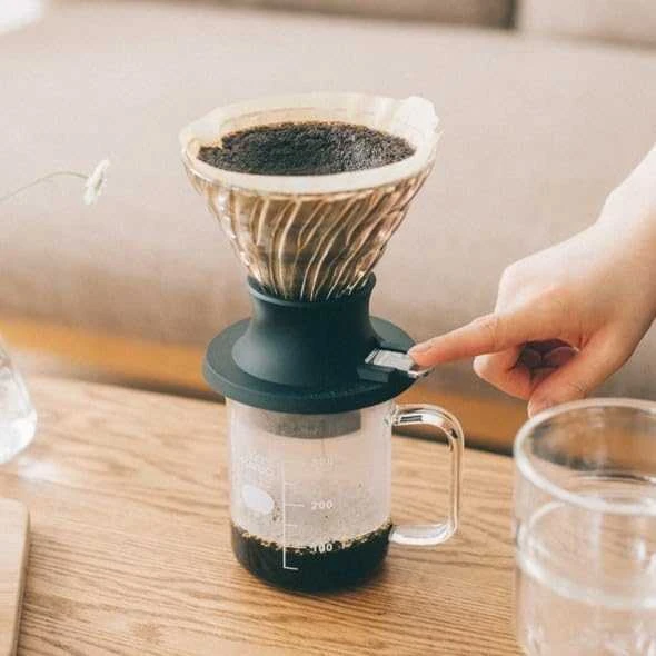 Panardinamasis lašintuvas Hario V60-02 Switch