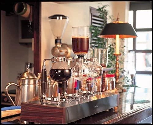 „Hario Cup“ į „Siphon TCA3“.