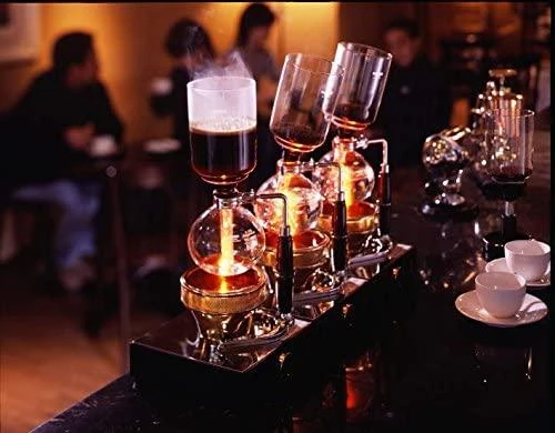 „Hario Cup“ į „Siphon TCA3“.