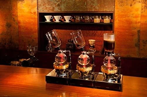 „Hario Cup“ į „Siphon TCA3“.