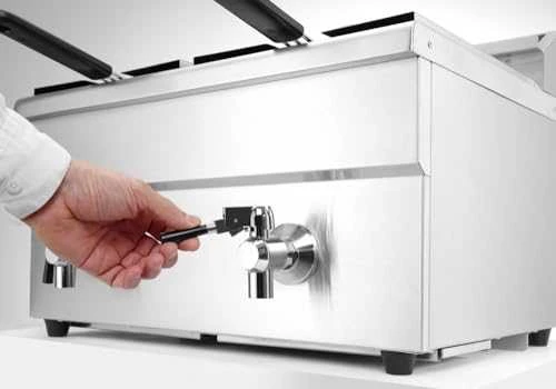 Gruzdintuvė Dviguba indukcinė viryklė su maišytuvu KITCHEN LINE 2x 8 L Hendi 215029