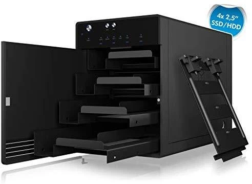 Icy Box IB-3740-C31 keturių diskų korpusas su atidaryta panele