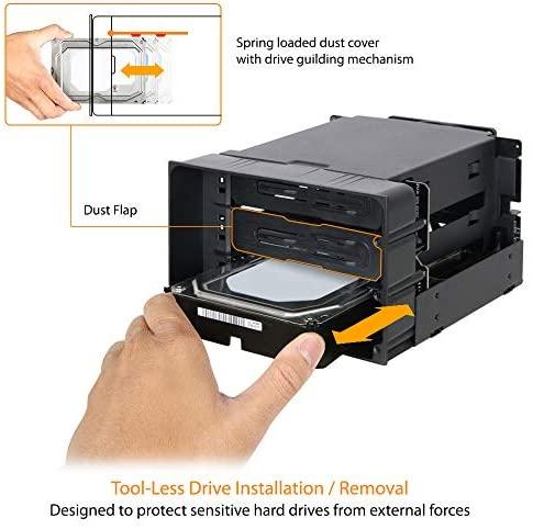 Nezatříděno „Icy Dock“ SATA III / SAS – SATA III „flexiDOCK“ (MB830SP-B)