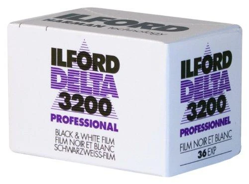 Fotojuosta Ilford Delta 3200/135/36 kadrai