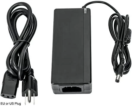 Šakotuvas Intellinet 561822 jungiklis Gigabit 4x RJ45 PoE+, 1x RJ45 Uplink, 1x lizdas SFP