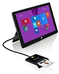 IOGear GSR212 skaitytuvas prijungtas prie planšetės