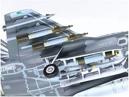 Italeri F-35B Lightning II 1/72 plastikinis lėktuvo surinkimo rinkinys