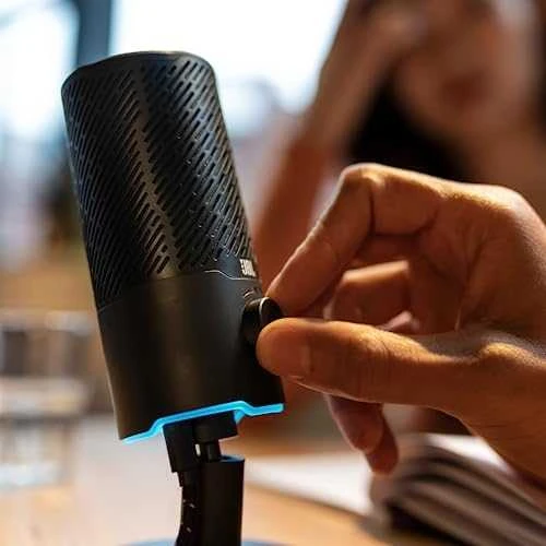 JBL Quantum Stream mikrofonas, Juodos spalvos
