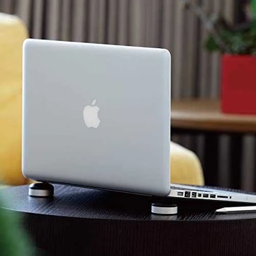 Just Mobile Tiesiog mobilioji sofa, skirta iPad, MacBook ir nešiojamiesiems kompiuteriams