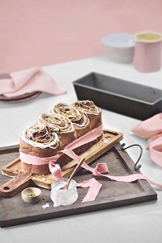 Plum KAISER Inspiration kingscake keptuvė 25 cm neprideganti danga