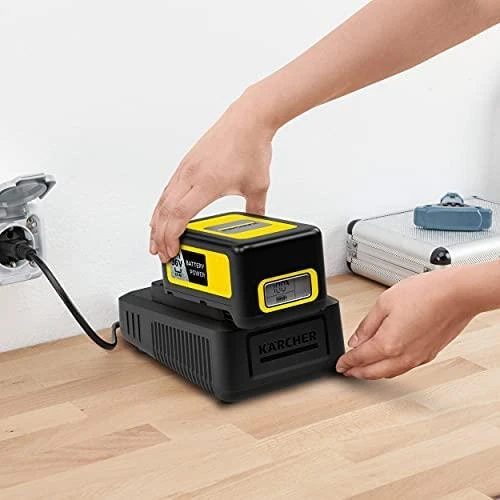 Kärcher Power 36 V / 2,5 Ah akumuliatoriaus ir kroviklio rinkinys