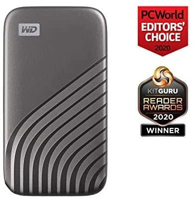 Kietasis diskas Western Digital „Sandisk WD 500GB My Passport SSD“ – nešiojamas SSD diskas, kurio skaitymo ir įrašymo greitis siekia 1050 MB/s, o įrašymo – 1000 MB/s, USB 3.2 Gen 2 – kosminės pilkos spalvos