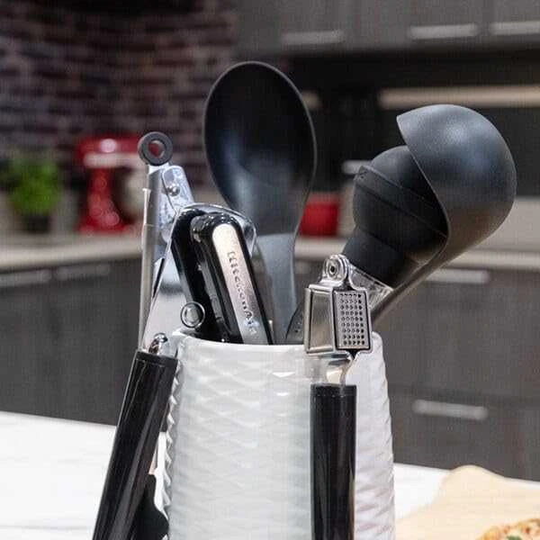 KitchenAid Onyx Juodas silikoninė pipetė kepsniams užpilti