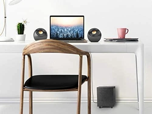Kompiuterio kolonėlės Creative stalinės kolonėlės 2.1 „Pebble Plus“ su žemųjų dažnių garsiakalbiu, juodas