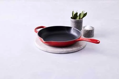 Keptuvė „le creuset“ Keptuvė Le Creuset „Signature“ ketaus 23 cm 1,2 l