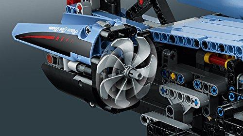 LEGO® Technic Lenktyninis reaktyvinis lėktuvas 42066 modelis