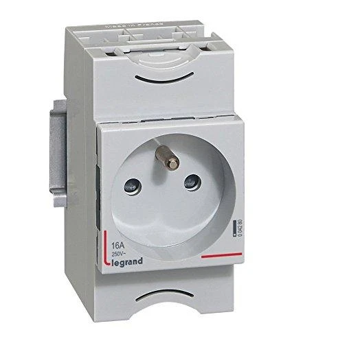 Legrand Lizdas modulinis 2P+Z 16A 250V bėgeliui G380 004280