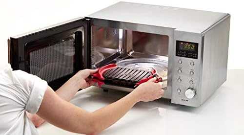 Lekue Microwave Grilis, Sandwich Maker, Panini Press, 10 in X 5.7 in, Raudona