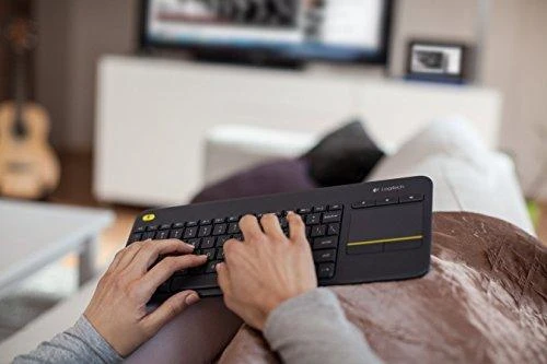 Klaviatūra Logitech K400 Plus wireless Touch juodas UK