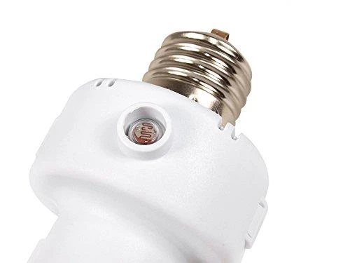 MACLEAN MCE21W Maclean MCE21 W lemputės tvirtinimas su šviesos jutikliu E27 100W baltas