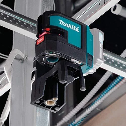 Makita SK106DZ Lazerinis nivelyras su automatinio niveliavimo funkcija, tikslumas ± 0,3mm/1m, IP54