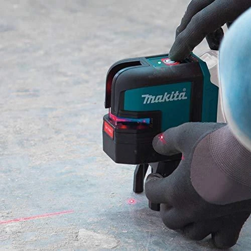 Makita SK106DZ Lazerinis nivelyras su automatinio niveliavimo funkcija, tikslumas ± 0,3mm/1m, IP54