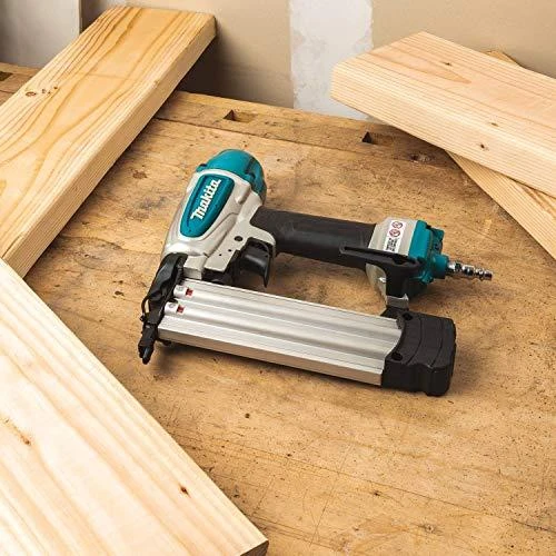 Makita Smeigiakalis AF506