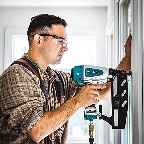 Makita Pneumatinis smeigiakalis AF601