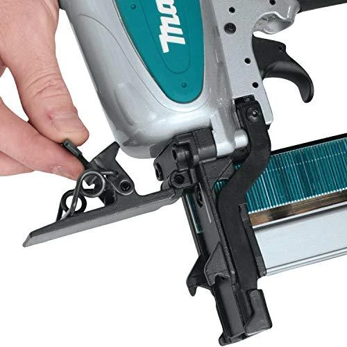 Makita Kabiakalis AT2550A 25 mm • 25 – 50 mm • 16 Ga