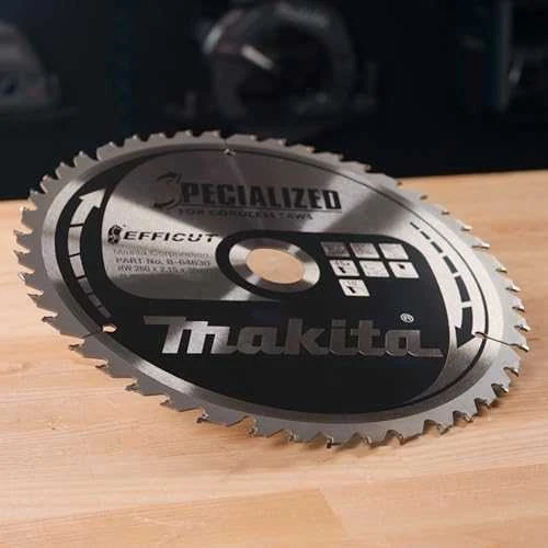 Makita T.C.T. pjūklas EFFICUT 260X2.15X30mm 10° T45 B-64624 T.C.T • 260 x30 mm • T45 • 10° • Medienai