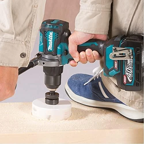 Makita DK0124G201 XGT Akumuliatorinių įrankių komplektas DF001G + GA005G + DC40RA + BL4040x2 + MAKPAC lagaminas (2 vnt Combo)