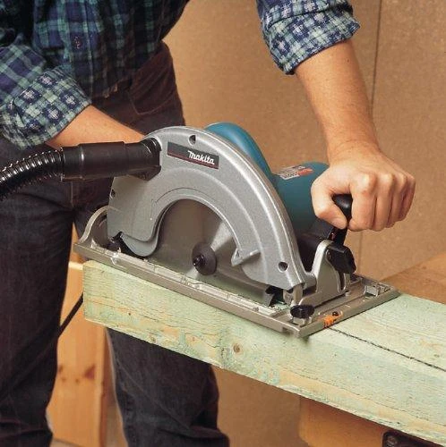 Makita Rankinis diskinis pjūklas 5903R 235 mm