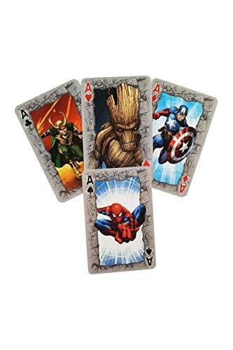 Winning Moves Marvel Universe žaidimų kortos