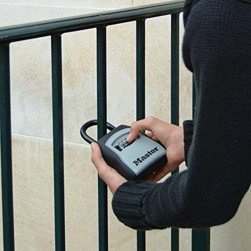Master Lock MasterLock raktų dėžutė su kombinuota spyna ir pančiais (5400EURD)