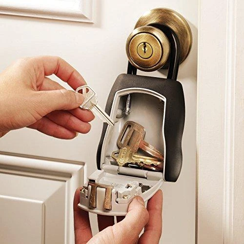 Master Lock MasterLock raktų dėžutė su kombinuota spyna ir pančiais (5400EURD)