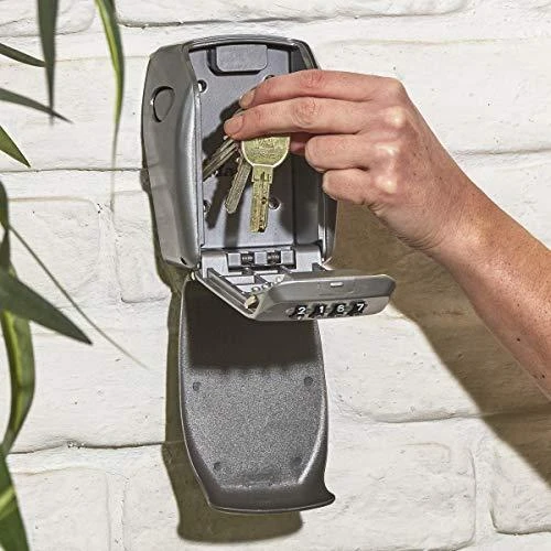 Master Lock Dėžutė raktams MasterLock su kodiniu užraktu, pakabinama, grūdintas plienas