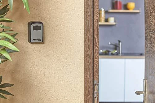 Master Lock Skaitmeninis sieninis seifas raktams su kodiniu užraktu, pakabinamas